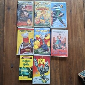 Lot De 8 VHS En Francais Pour Enfants/famille